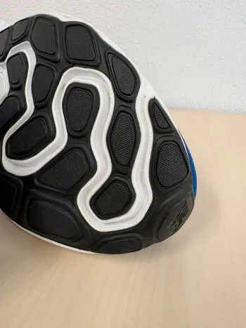 New Balance Fresh Foam X Kaiha Road bike usato — immagine 11 di 15