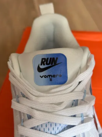 Tweedehands Nike Vomero 18 bike — afbeelding 3 van 8