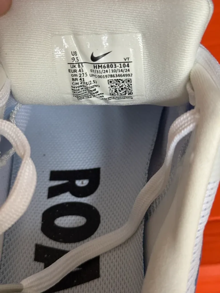 Tweedehands Nike Vomero 18 bike — afbeelding 4 van 8