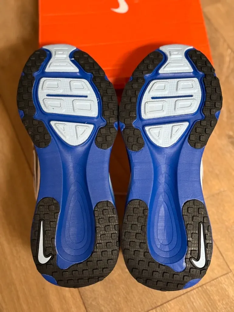 Tweedehands Nike Vomero 18 bike — afbeelding 7 van 8