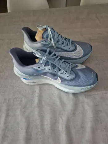 Used Nike Zoom Fly 6 Running Shoes