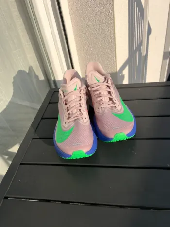 Used Nike Zoom Fly 6 x Eluid Kipchoge bike — image 2 of 9
