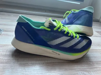 Used Adidas Adizero Takumi Sen 10 Running Shoes