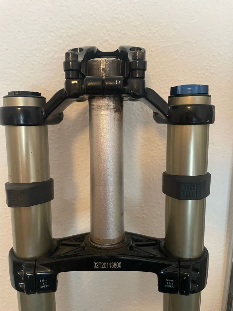 Brugt RockShox Boxxer Fork 2014 bike — billede 5 af 6