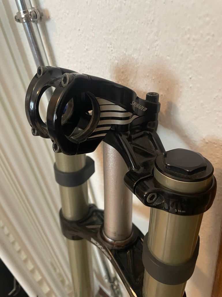 Brugt RockShox Boxxer Fork 2014 bike — billede 6 af 6