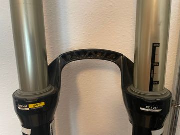 Używany RockShox Boxxer Fork 2014 bike — zdjęcie 4 z 6