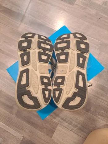 Hoka Bondi 9 bike d'occasion — image 5 sur 6