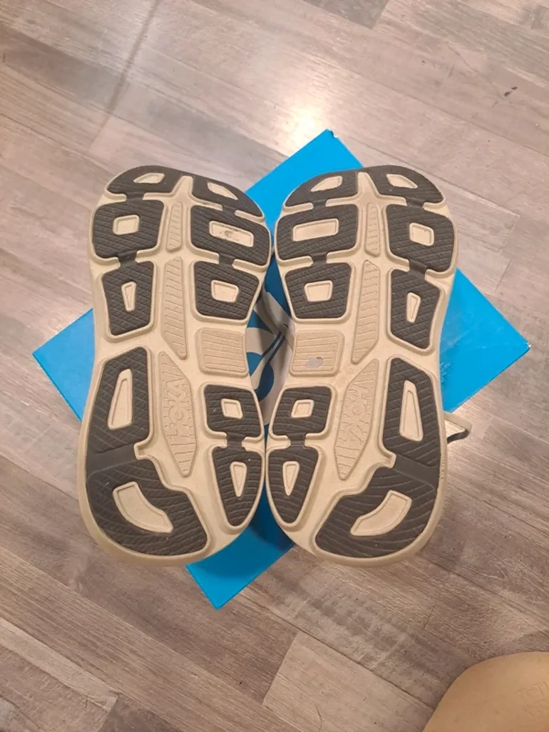 Hoka Bondi 9 bike d'occasion — image 5 sur 6