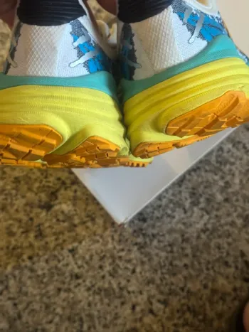 Gebrauchtes Hoka Running Shoes bike — Bild 14 von 15