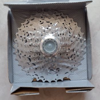 Gebrauchtes Shimano Deore XT CS-M771-10 Drivetrain & Pedals