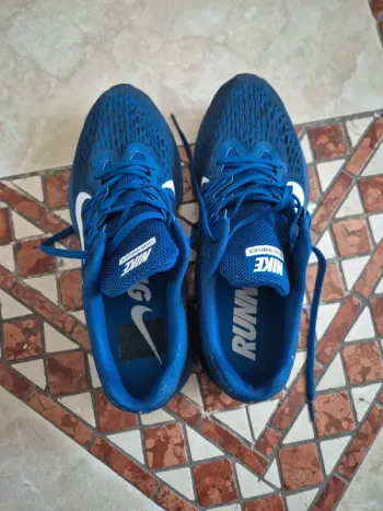 Used Nike Zoom Winflo 5 bike — image 4 of 7