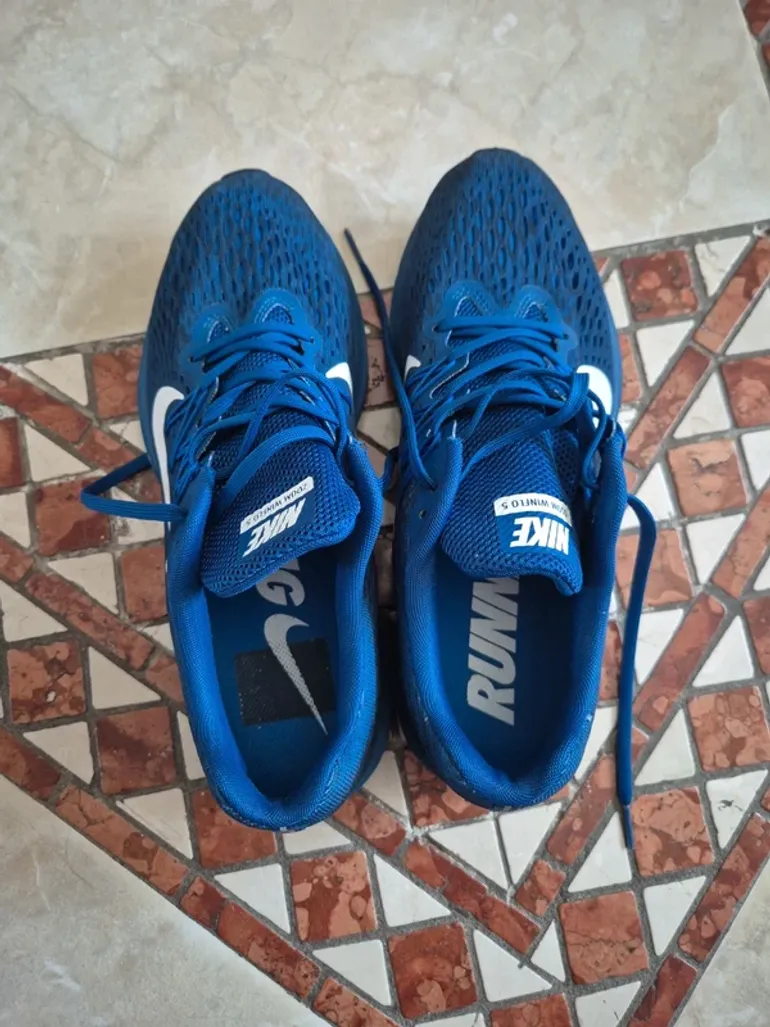 Used Nike Zoom Winflo 5 bike — image 4 of 7