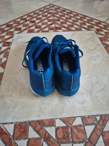 Used Nike Zoom Winflo 5 bike — image 2 of 7