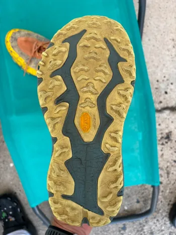 Used Hoka Trailrunning Shoes bike — image 4 of 5
