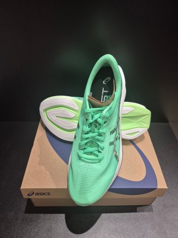 Použité Asics Sonicblast 2026 Running Shoes