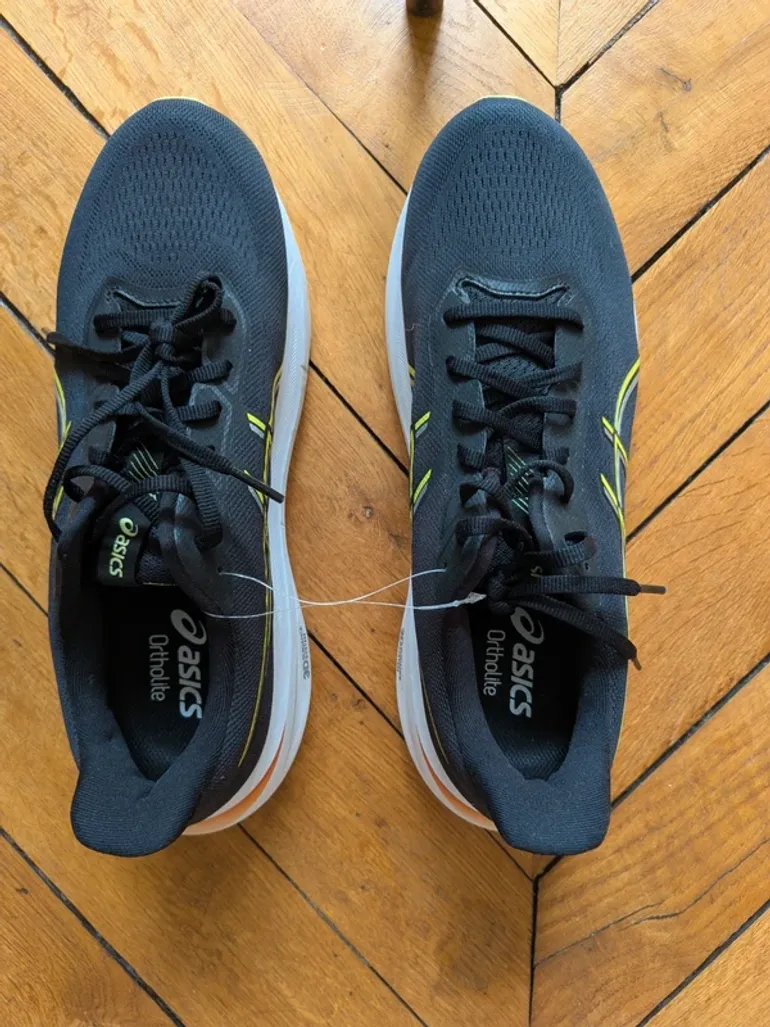 Asics Gel Roadmiles 3 bike d'occasion — image 2 sur 3