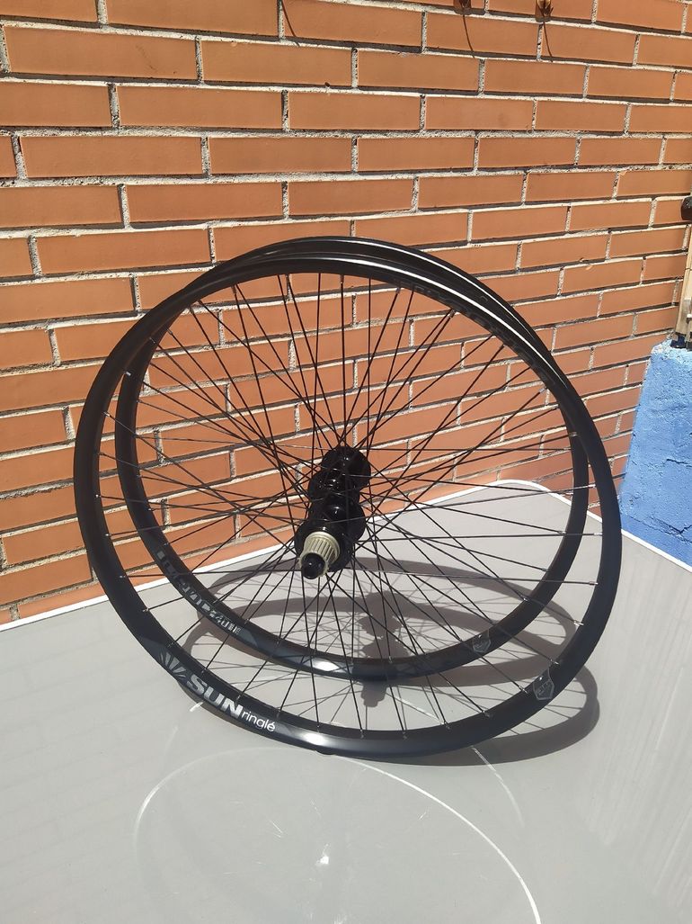 Käytetty Sunringle Duroc 40 2023 bike — kuva 18 / 18