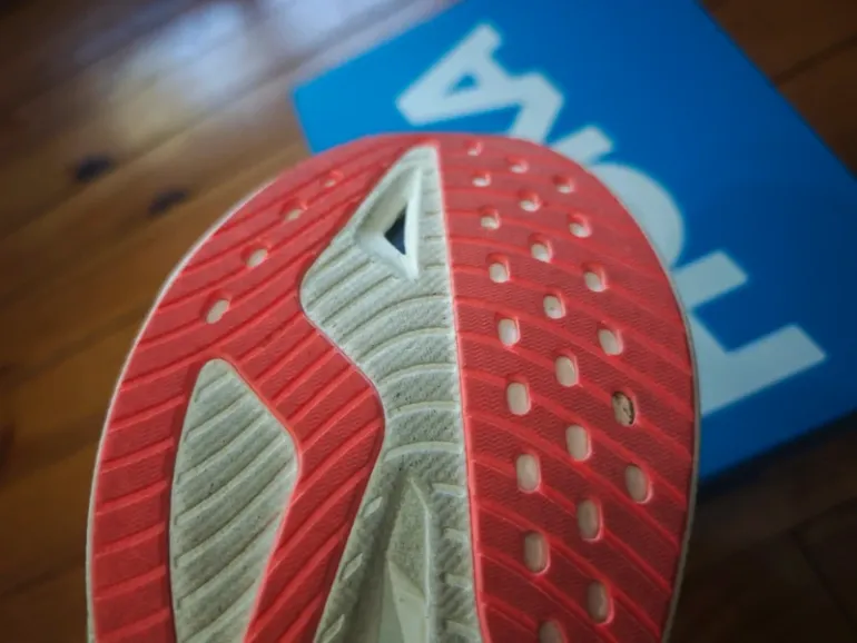 Hoka Mach X 3 bike d'occasion — image 7 sur 8
