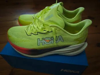 Hoka Mach X 3 bike d'occasion — image 2 sur 8