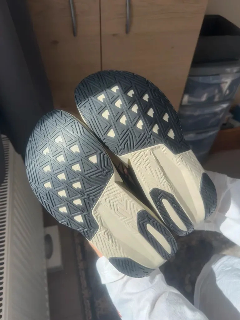 New Balance Fuel Cell Rebel v5 bike de segunda mano — imagen 3 de 7