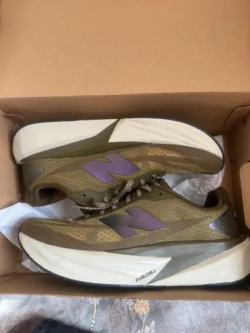 New Balance Fuel Cell Rebel v5 bike de segunda mano — imagen 5 de 7
