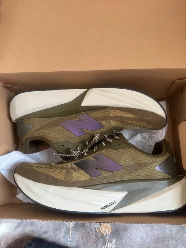 New Balance Fuel Cell Rebel v5 bike de segunda mano — imagen 5 de 7