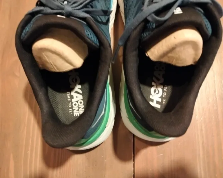 Castelli Hoka Running Shoes bike d'occasion — image 8 sur 9