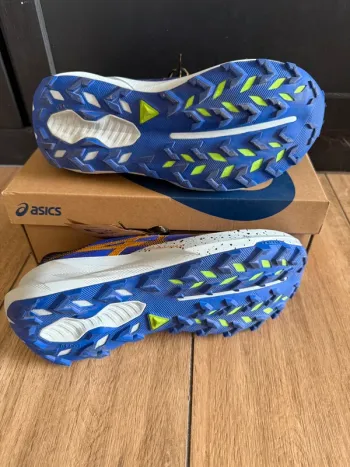Used Asics Trabucco 14 bike — image 3 of 5