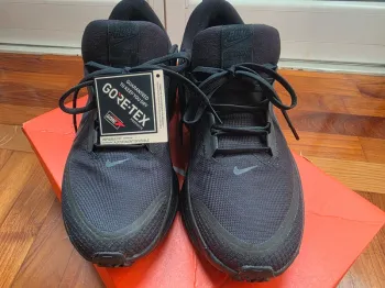 Nike Vomero 18 Gore-Tex bike de segunda mano — imagen 5 de 9