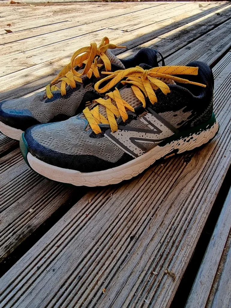 Used New Balance Hierro V7 bike — image 3 of 9