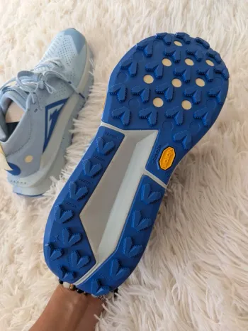 Käytetty Nike ZoomX Zegama Trail 2 bike — kuva 4 / 6