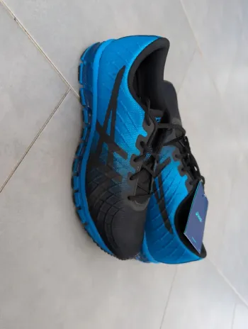 Tweedehands Asics GEL-Quantum 180 bike — afbeelding 4 van 5