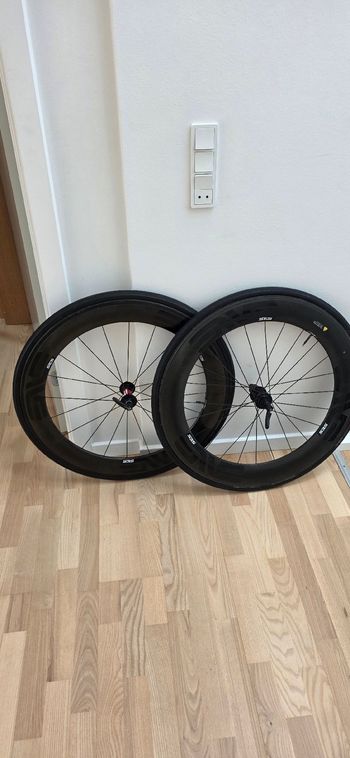 Używany Enve SES 7.8 Tubular DT Swiss 240s Wheels