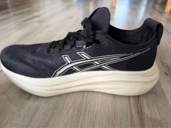 Used Asics Gel Nimbus 27 bike — image 8 of 9