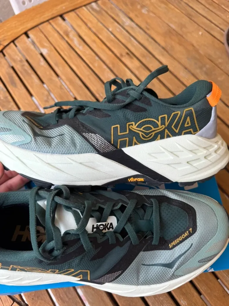 Hoka Speedgoat 7 bike d'occasion — image 3 sur 4