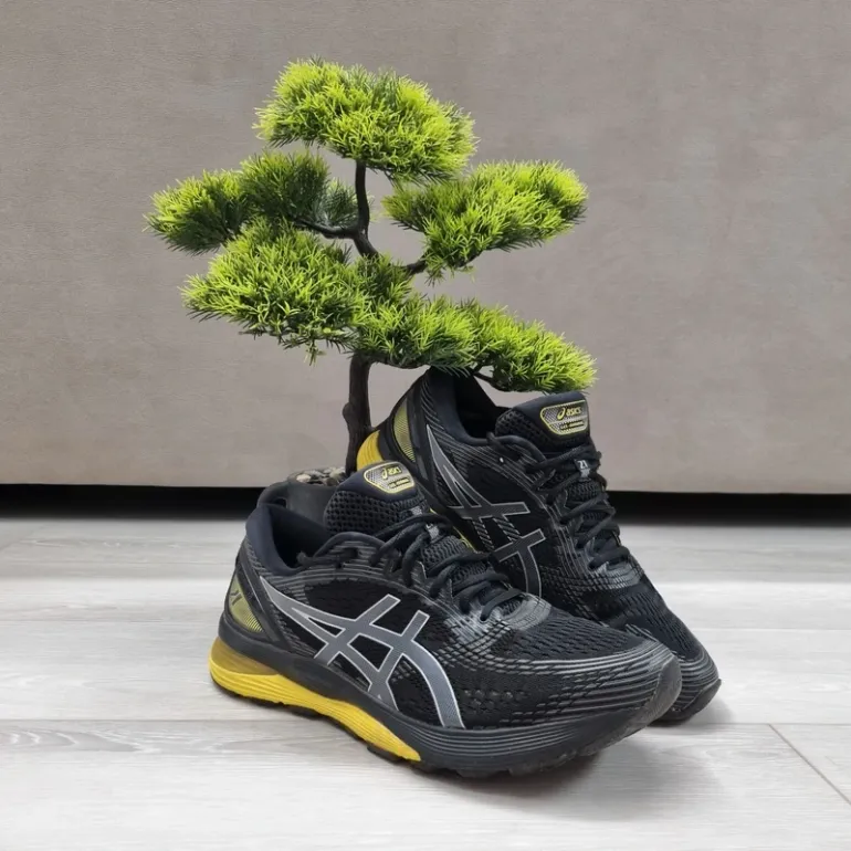 Used Asics GEL-Nimbus 21 bike — image 3 of 9