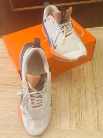 Käytetty Nike Training Shoes Running Shoes