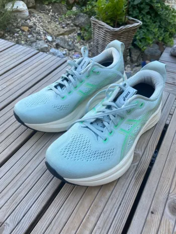 Used Asics Running Shoes Running Shoes