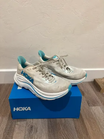 Used Hoka Clifton 10 Running Shoes