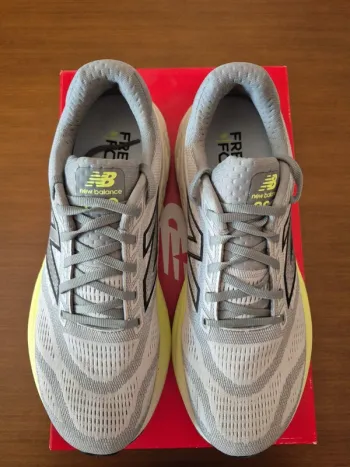 Used New Balance 880 v15 bike — image 2 of 6