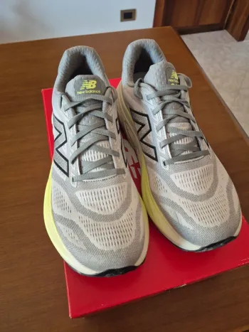 Used New Balance 880 v15 Running Shoes