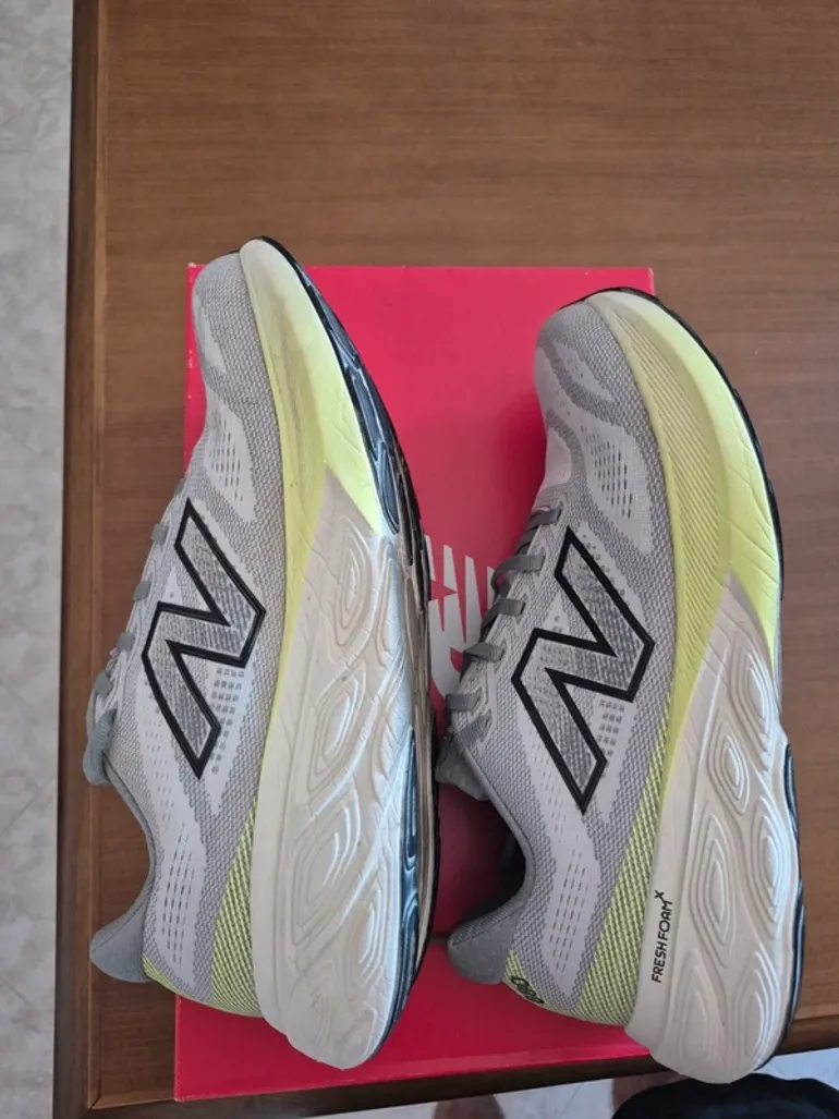 Used New Balance 880 v15 bike — image 4 of 6