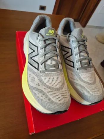 Used New Balance 880 v15 bike — image 6 of 6