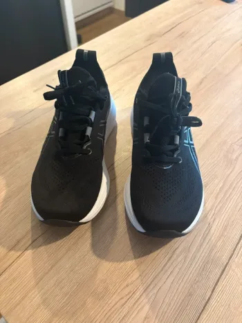 Used Asics Gel Nimbus 26 bike — image 6 of 6