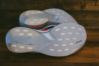 Used Adidas Adizero evo SL bike — image 2 of 2