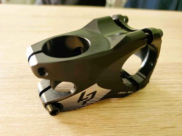 Tweedehands Lapierre Potence vtt lapierre neuve Cockpit