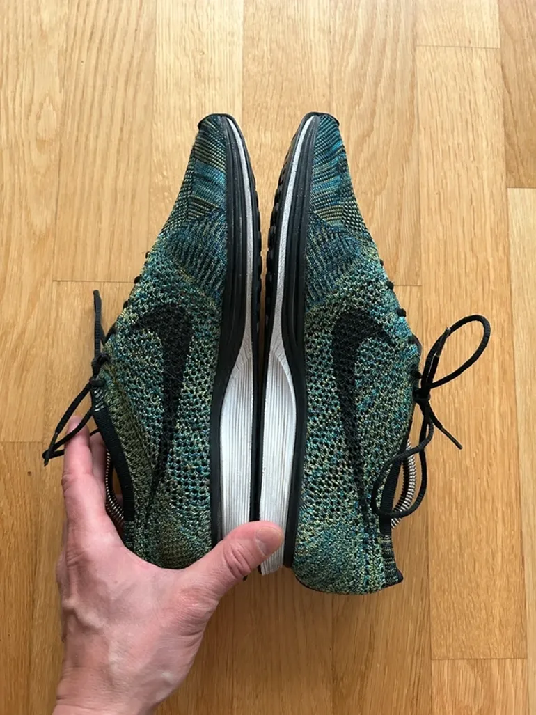 Used Nike Flyknit Racer bike — image 3 of 8