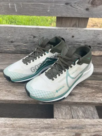 Używany Nike Gore-Tex bike — zdjęcie 3 z 3