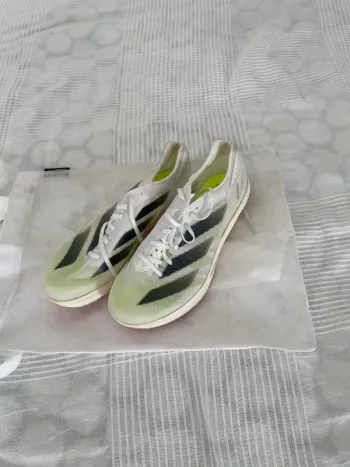Używany Adidas Spikes Running Shoes