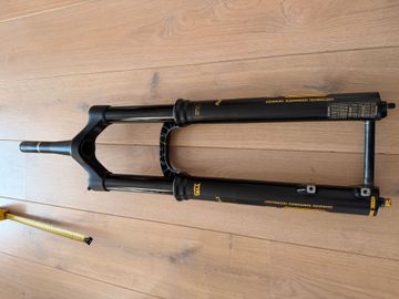 Gebrauchtes Öhlins RXF38 M2 2022 bike — Bild 6 von 7